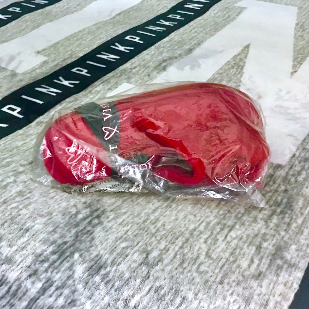 Victoria’s Secret Pom-Pom House Shoes